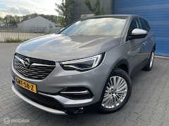 Opel Grandland X - 1.2 Turbo Business Executive