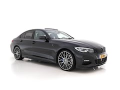 BMW 3-serie - 320d xDrive High Executive Edition M-SPORT Aut. *PANO | VERNASCA-FULL-LEATHER | LASER-LED