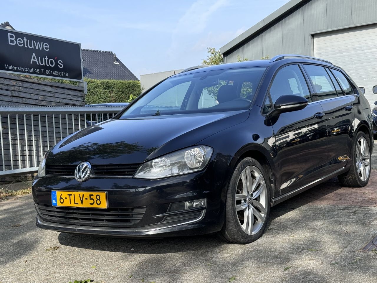 Volkswagen Golf Variant - 1.6 TDI Highline AUTOMAAT - AutoWereld.nl