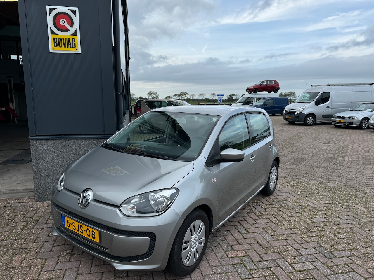 Volkswagen Up! - 1.0 move up! BlueMotion - AutoWereld.nl