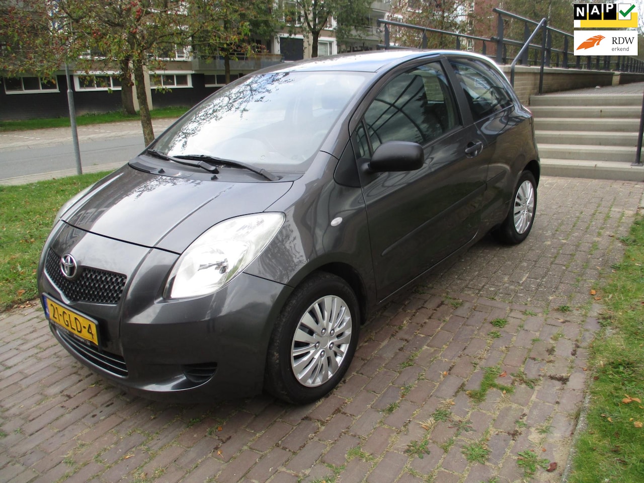 Toyota Yaris - 1.3 VVTi Terra 1E EIGENAARS AUTO (RDW GECONTROLEERD) - AutoWereld.nl