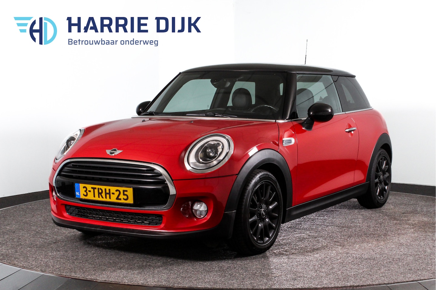 MINI Cooper - 1.5 135 PK Chili (Orig. NL) | Head-up Disp. | Cruise | Stoelverwarming | PDC | NAV | Auto. - AutoWereld.nl