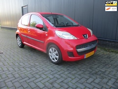 Peugeot 107 - 1.0-12V XS 5 drs / apk 11-10-2025