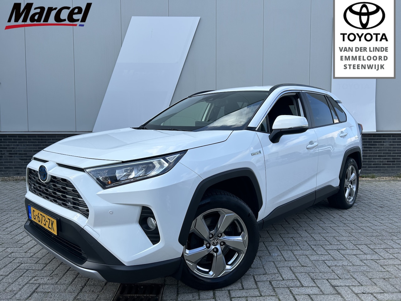 Toyota RAV4 - 2.5 Hybrid 2WD Dynamic | Navi | PDC v+a | Trekhaak | Autom achterklep | - AutoWereld.nl