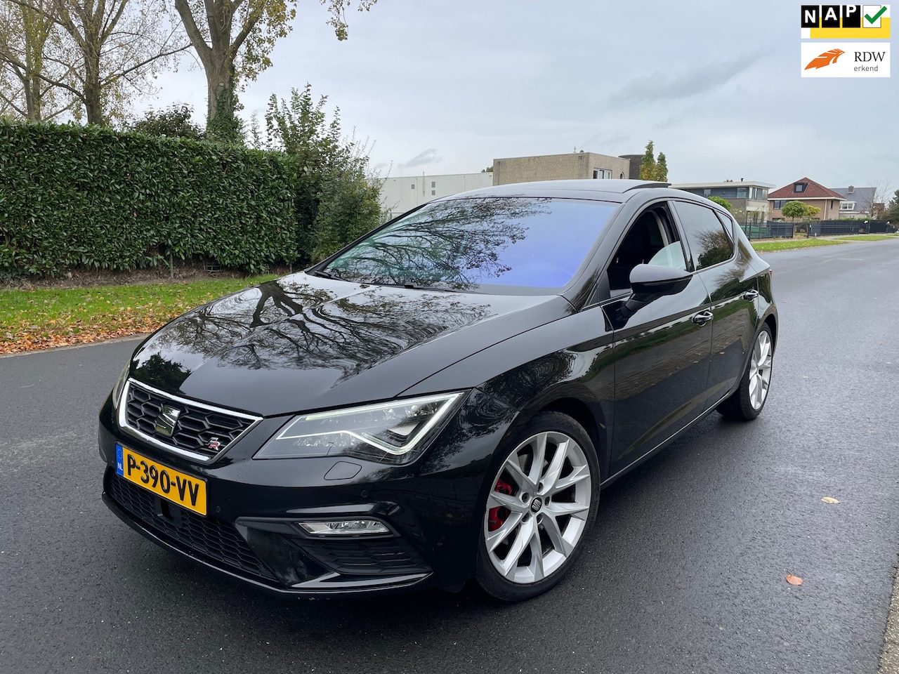 Seat Leon ST - 2.0 TDI FR Business Intense VIRTUAL/PANO/CLIMA/LEER - AutoWereld.nl