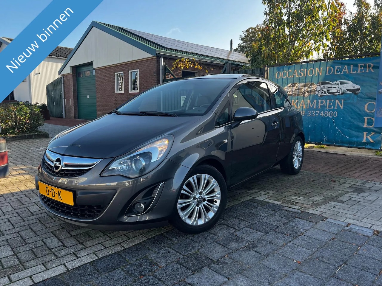 Opel Corsa - 1.4 16V 87PK|Cruise|Pano|Stoel, stuur verwarmd|Leder|Xenon|Pdc - AutoWereld.nl