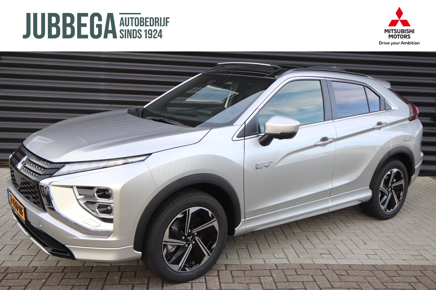 Mitsubishi Eclipse Cross - 2.4 PHEV Instyle Pano, Leder, - AutoWereld.nl