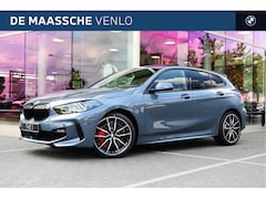 BMW 1-serie - 118i High Executive M Sport Automaat / Panoramadak / Sportstoelen / Adaptieve LED / Comfor