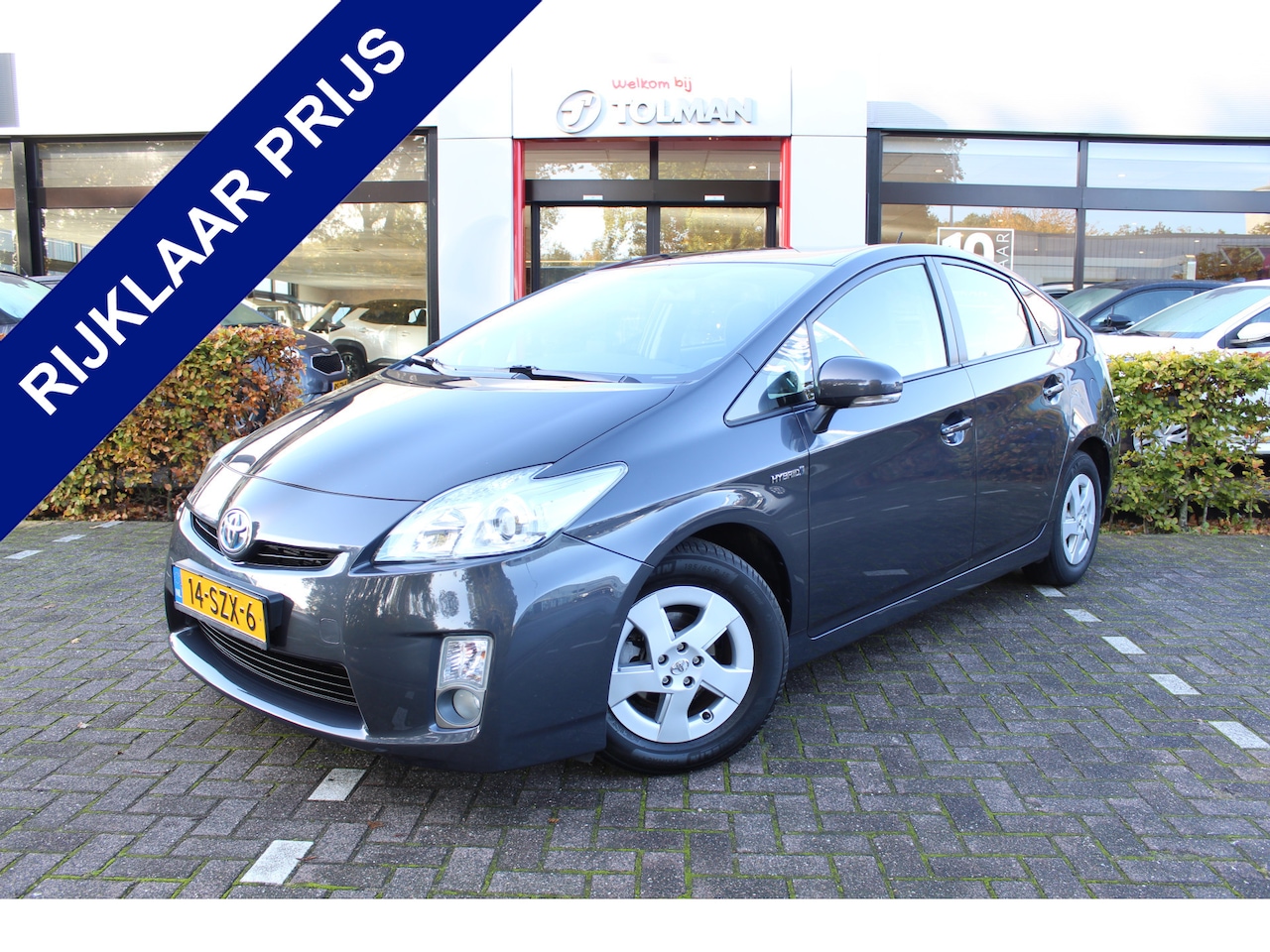 Toyota Prius - 1.8 Hybrid Comfort | Rijklaar | 'Trekhaak' | Head Up | Navi | Keyless | Cruise | Clima - AutoWereld.nl