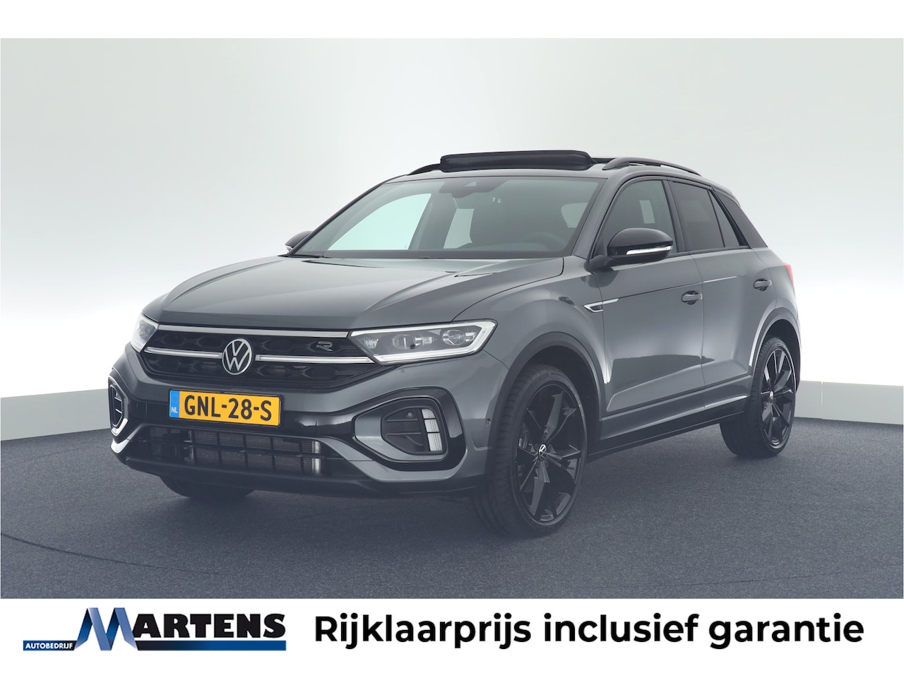 Volkswagen T-Roc - 1.5 TSI 150pk DSG R-Line Black Style Trekhaak Camera Keyless Stoelverwarming Panoramadak I - AutoWereld.nl