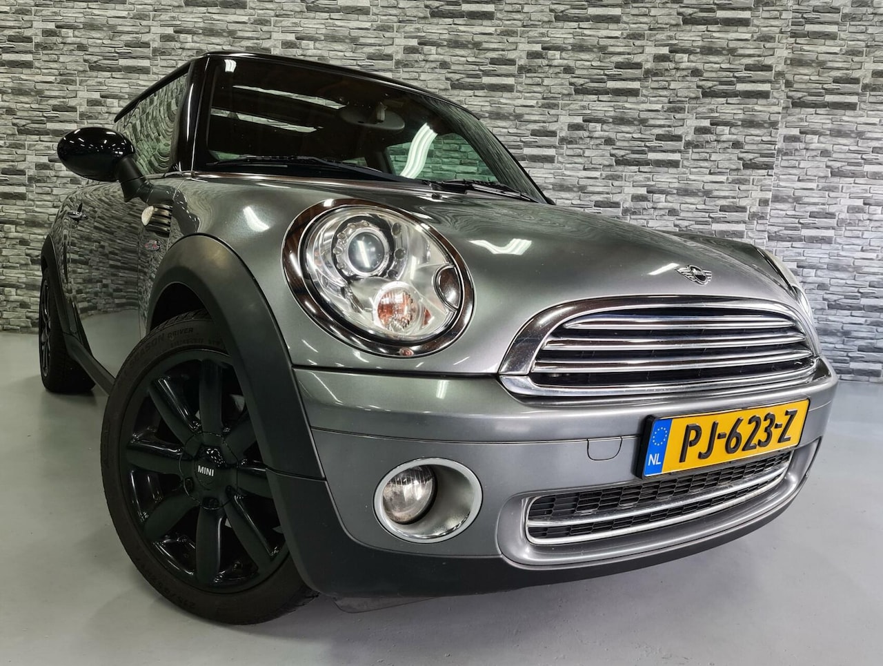 MINI Cooper - Mini 1.6 Mayfair *JCW*Harman Kardon*Panoramadak! - AutoWereld.nl