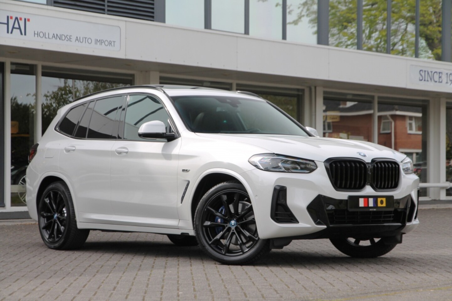 BMW X3 - xDrive30e M-Sport I Pano I HUD - AutoWereld.nl