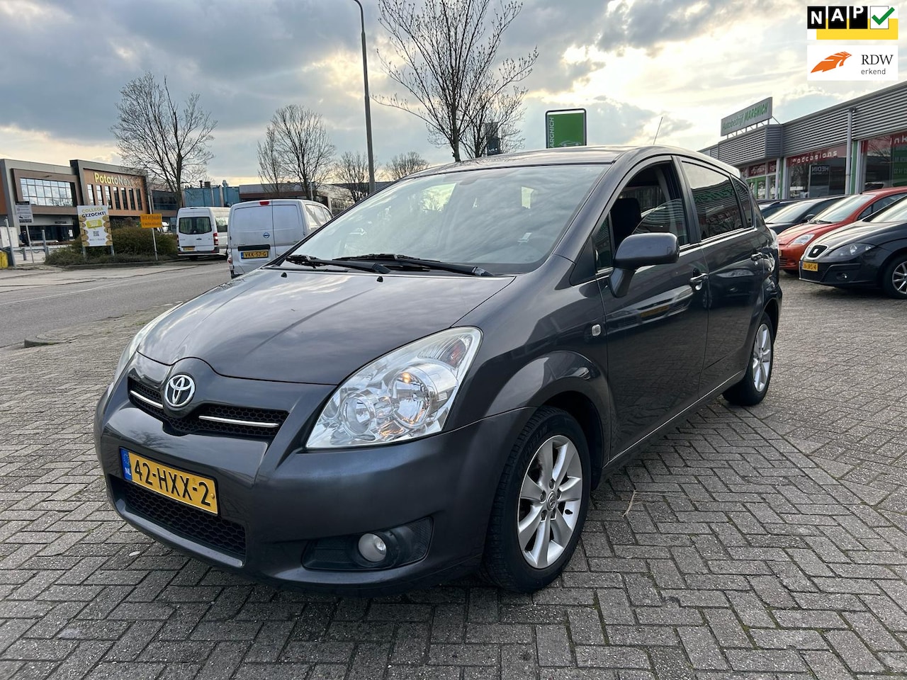 Toyota Verso - 1.8 VVT-i Luna|DEALER ONDERHOUDEN|AIRCO|NAP| - AutoWereld.nl