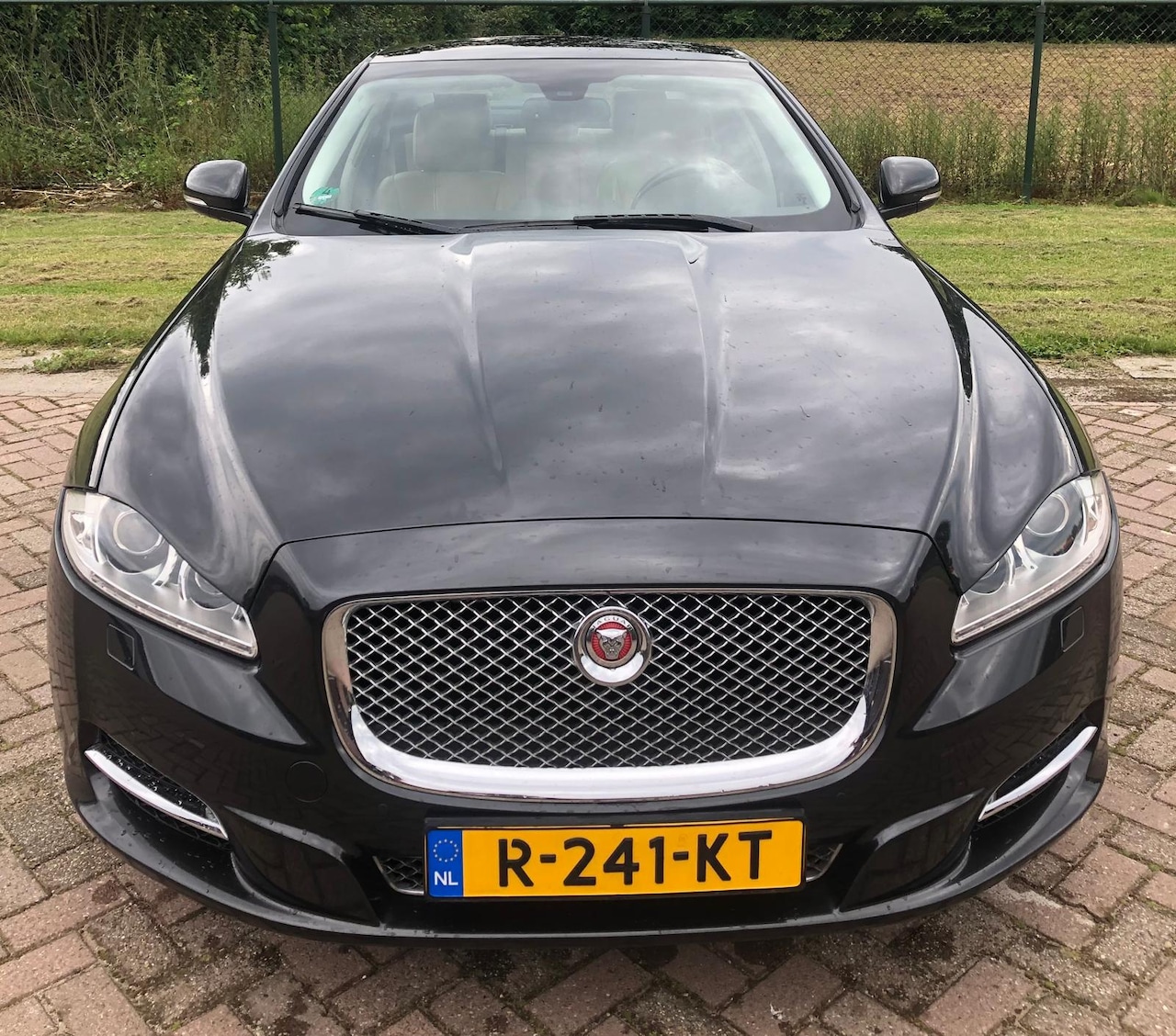 Jaguar XJ - 3.0 V6 SC AWD Premium Luxury JAGUAR 3.0 SUPERCHARGER 4 WIEL AANDRIJVING AUTOMAAT - AutoWereld.nl