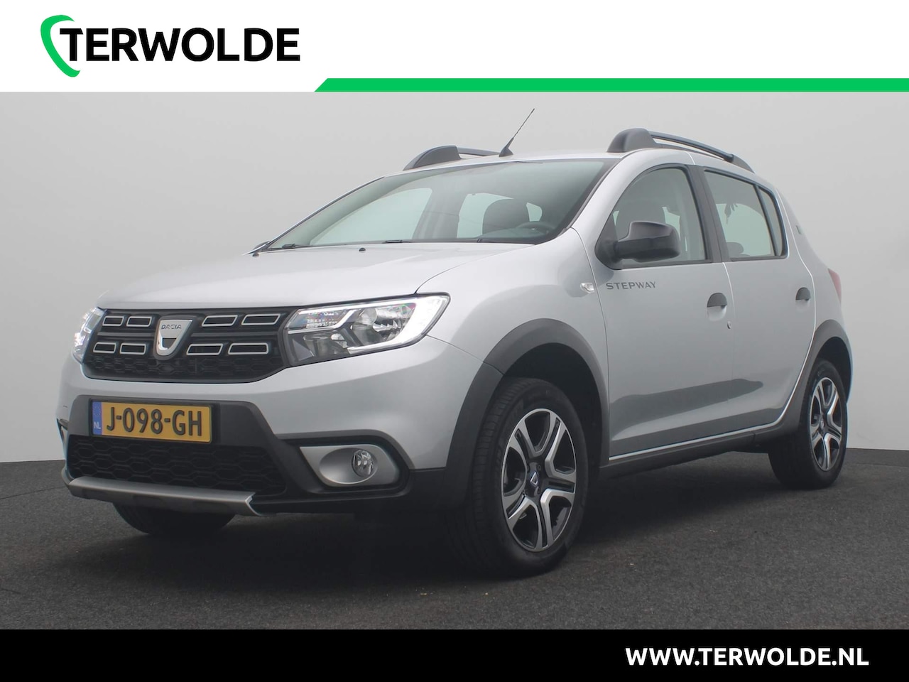 Dacia Sandero Stepway - 1.0 TCe 90 Bi-Fuel SL 15th Anniv. | Trekhaak | Parkeercamera | Climate Control | - AutoWereld.nl