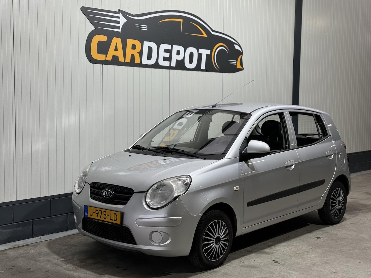 Kia Picanto - 1.0 X 1.0 X - AutoWereld.nl