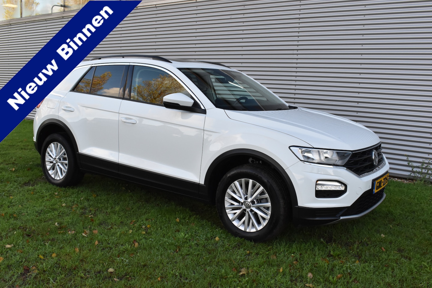 Volkswagen T-Roc - 1.5 TSI Sport Business R Automaat Panoramadak El-achterklep Afmeembare achterklep - AutoWereld.nl