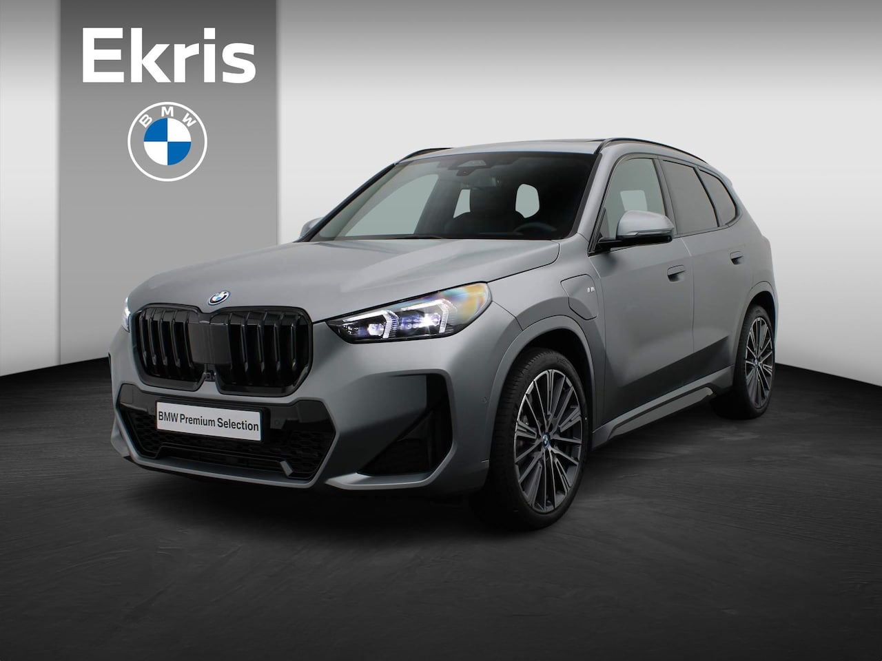 BMW X1 - xDrive25e M Sportpakket Pro | Innovation Pack | Travel Pack | M Adaptief onderstel | Trekh - AutoWereld.nl