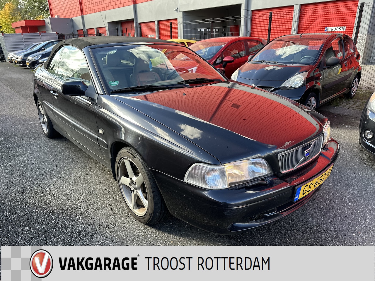 Volvo C70 Convertible - 2.0 T | Lederen bekleding | Multimediascherm | APK tot 14-06-2025 | Airco | Inruilkoopje - AutoWereld.nl