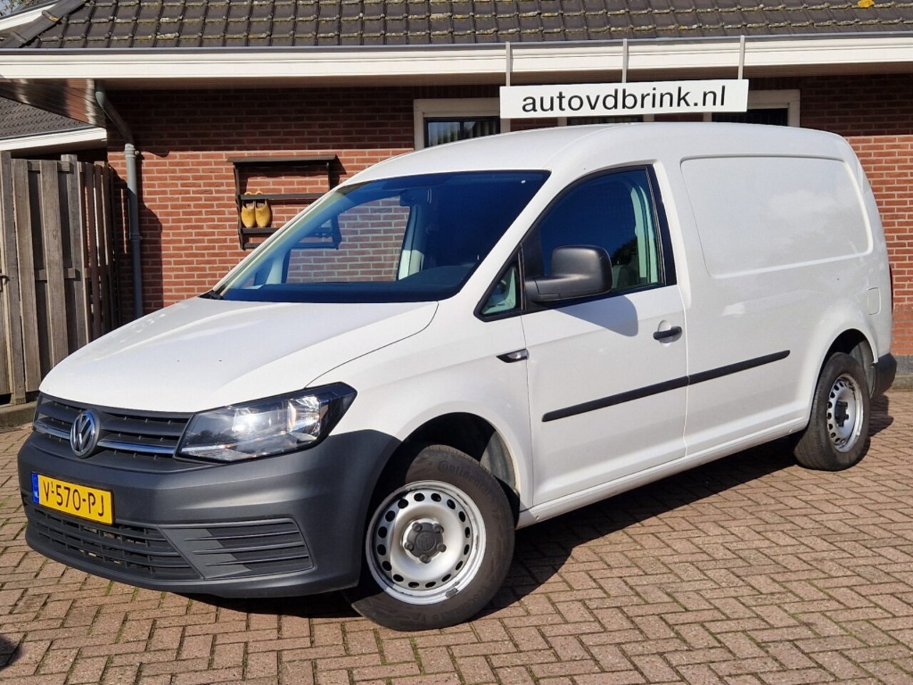 Volkswagen Caddy - 2.0 TDI L2H1 BMTEcBu, NAP / AIRCO - AutoWereld.nl