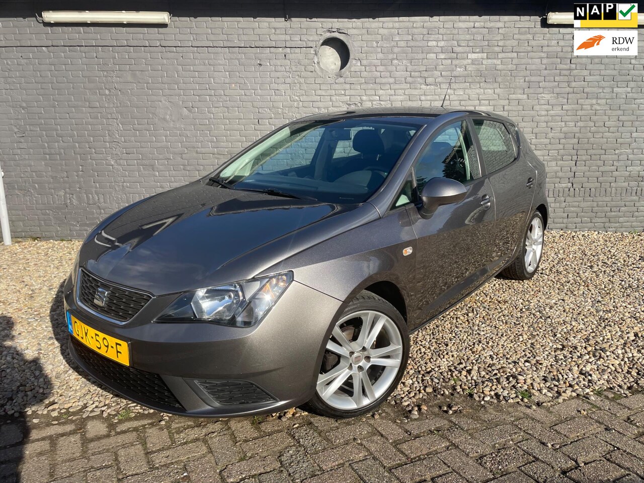 Seat Ibiza - 1.0 MPI Reference *Nieuwe Apk*Airco*LM* - AutoWereld.nl