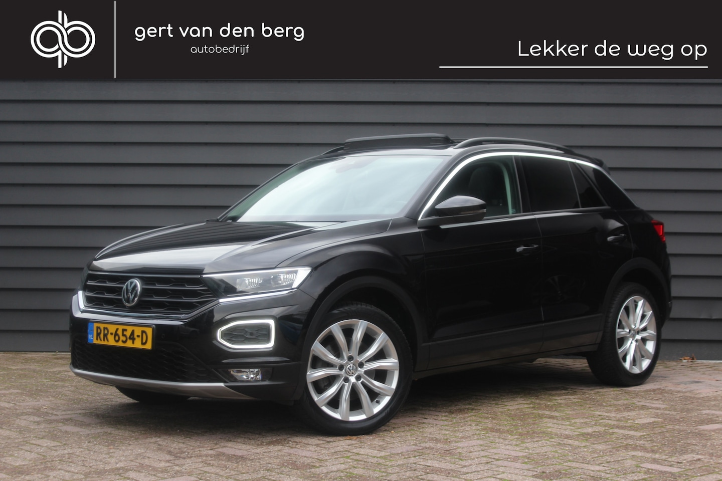 Volkswagen T-Roc - 1.0 TSI Style - PANODAK - VIRT. COCKPIT - CARPLAY - ADAPT. CRUISE - FULL LED - - AutoWereld.nl