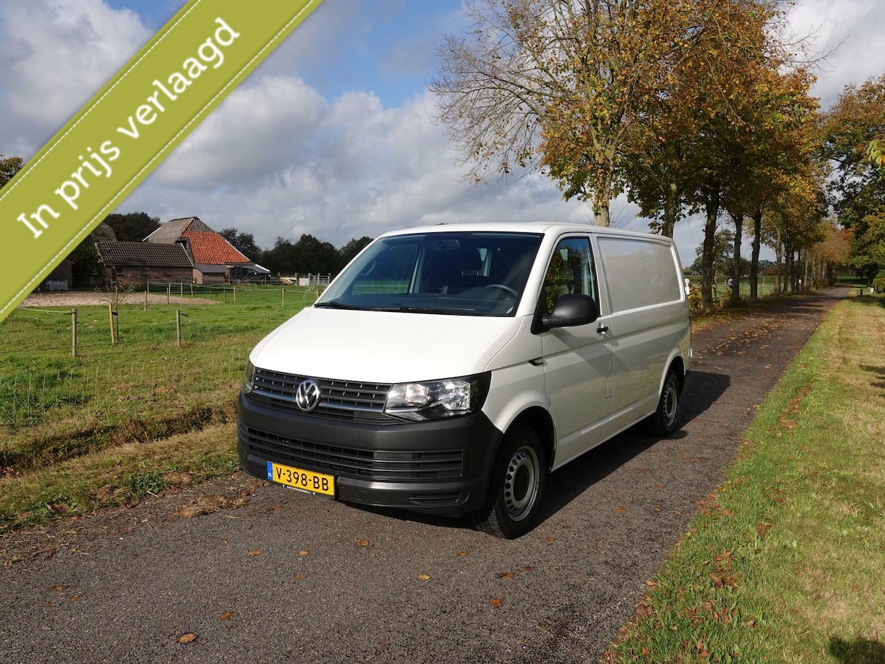 Volkswagen Transporter - L1H1 Comfortline. Slechts 38.571 km ! - AutoWereld.nl