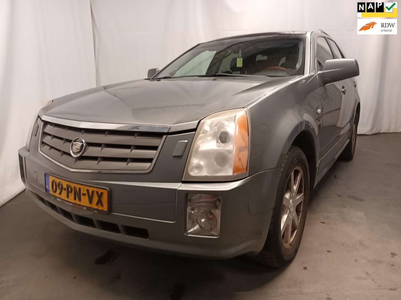 Cadillac SRX - 4.6 Sport Luxury - Motormanagement Brandt - Schade - AutoWereld.nl