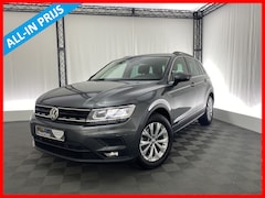 Volkswagen Tiguan - 1.4 TSI ACT Comfortline Automaat | Navi | ACC | PDC | Climate Control | Trekhaak |