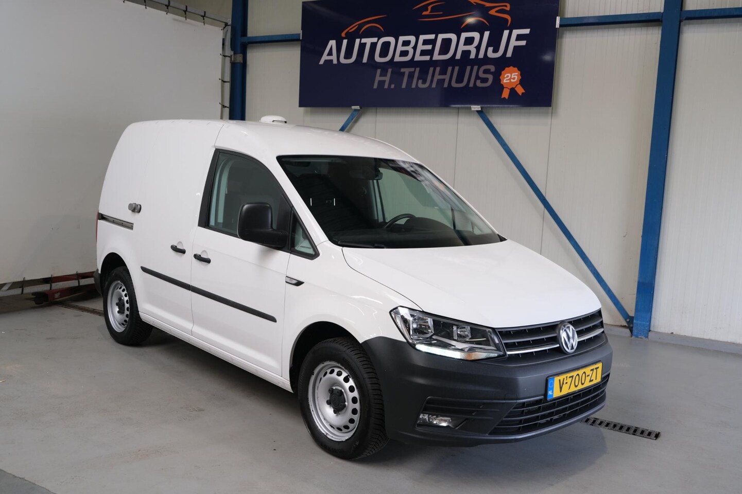 Volkswagen Caddy - 2.0 TDI L1H1 BMT Comfortline Automaat - N.A.P. Airco, Cruise, Trekhaak. - AutoWereld.nl