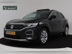 Volkswagen T-Roc - 1.0 TSI Style (PANORAMADAK, STOELVERWARMING, PDC, LED, CARPLAY, 1e EIGENAAR, GOED ONDERHOU