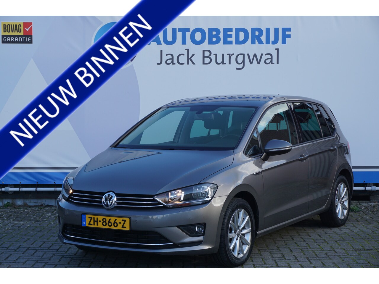 Volkswagen Golf Sportsvan - 1.2 DSG TSI Highline Trekhaak | PDC | Voorstoelenverw. * All in prijs * - AutoWereld.nl