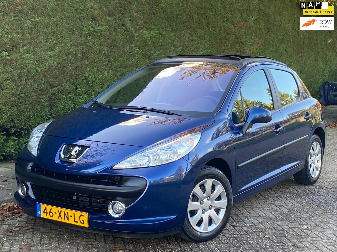 Peugeot 207 - 1.4 VTi XS RIJDT SUPER/1E EIGENAAR/PANORAMADAK!! - AutoWereld.nl