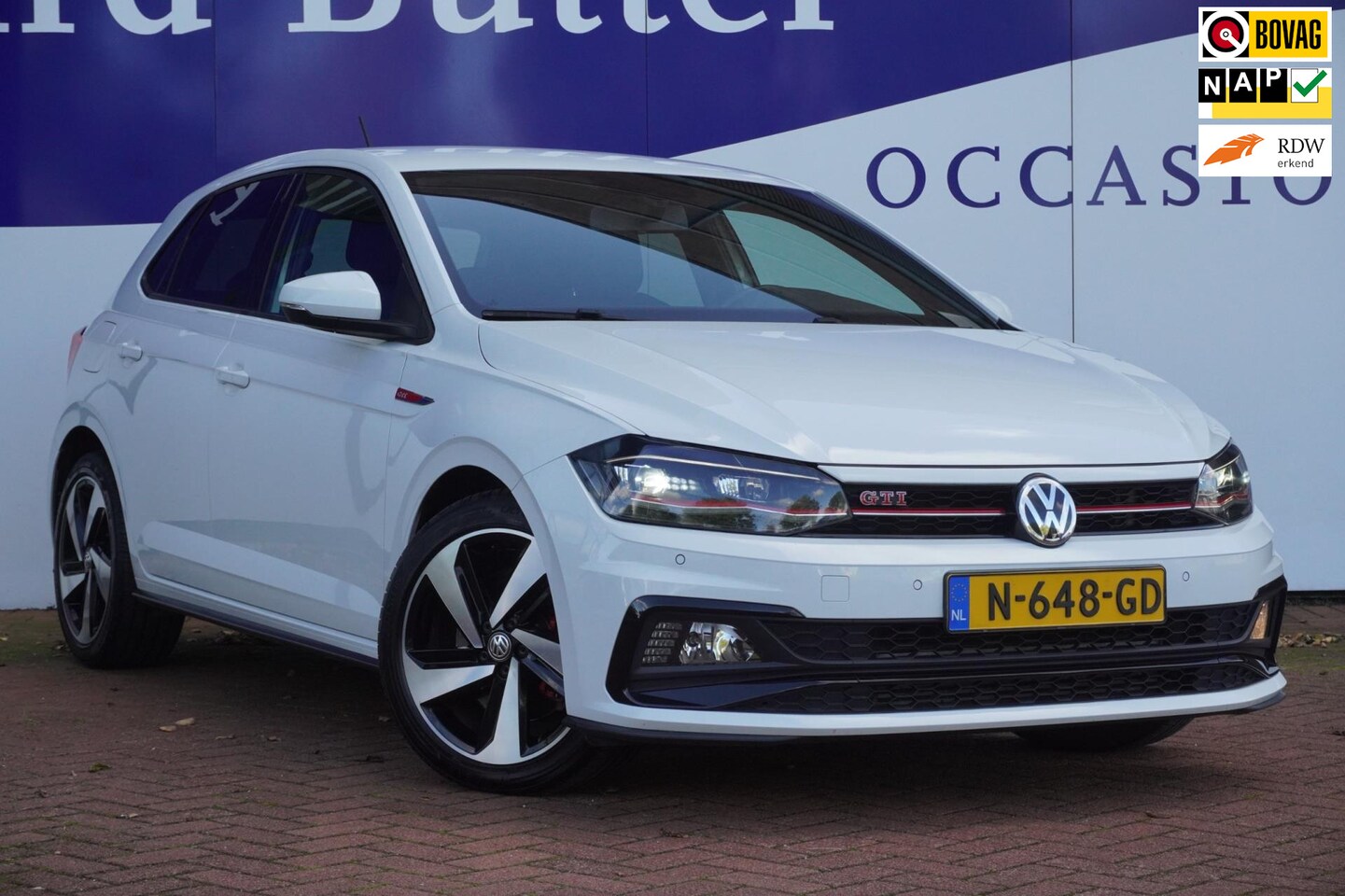 Volkswagen Polo - 2.0 TSI GTI DSG / LED / Stoelverwarming / Carplay / = ZEER MOOI !! - AutoWereld.nl