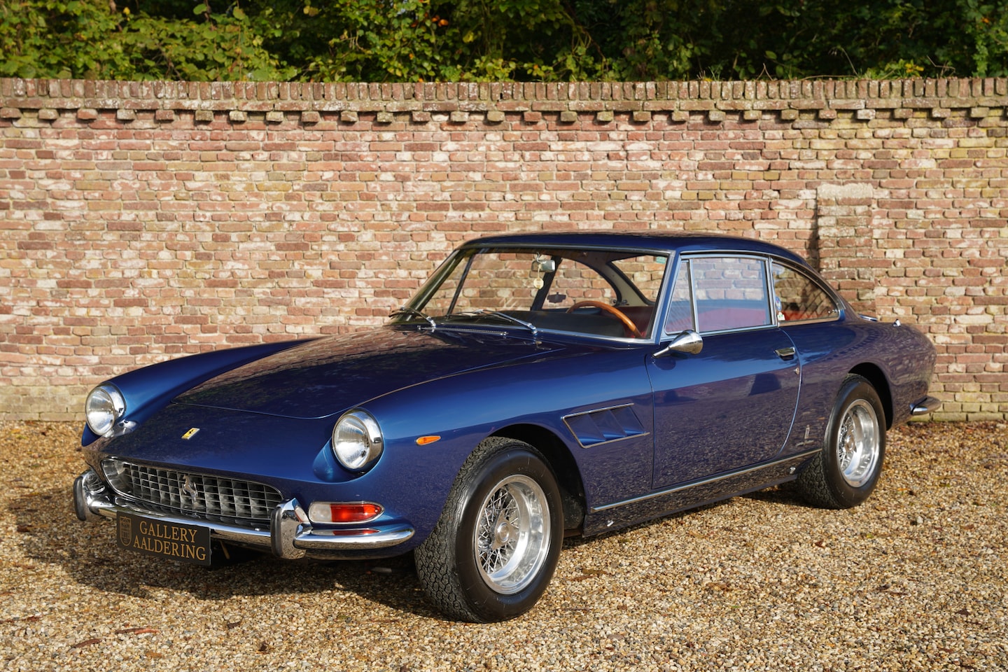 Ferrari 330 - GT Series 2 Restored and engine block overhaul, Executed "in the shade of" Blu Tour De Fra - AutoWereld.nl