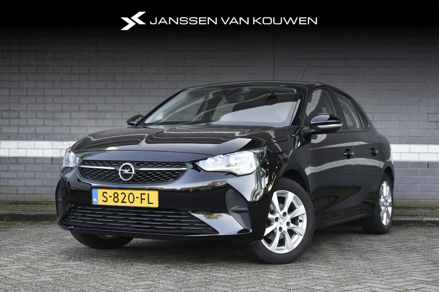 Opel Corsa - 1.2 Level 2 / Parkeersensoren / Apple Carplay - AutoWereld.nl