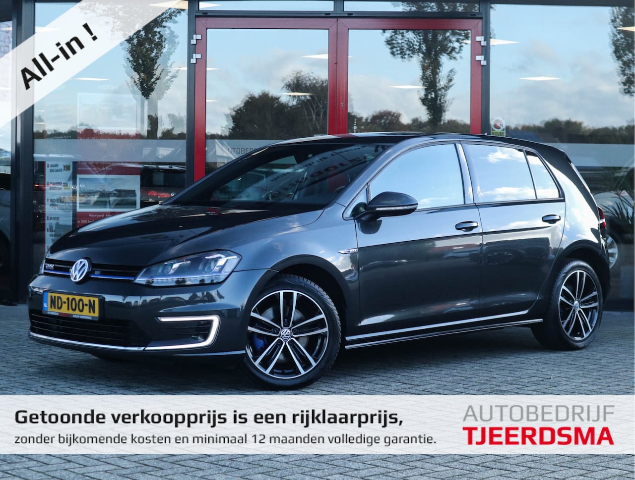 Volkswagen Golf - 1.4 TSI GTE Connected Series Navi/Clima/Cruise/Trekhaak/PDC - AutoWereld.nl