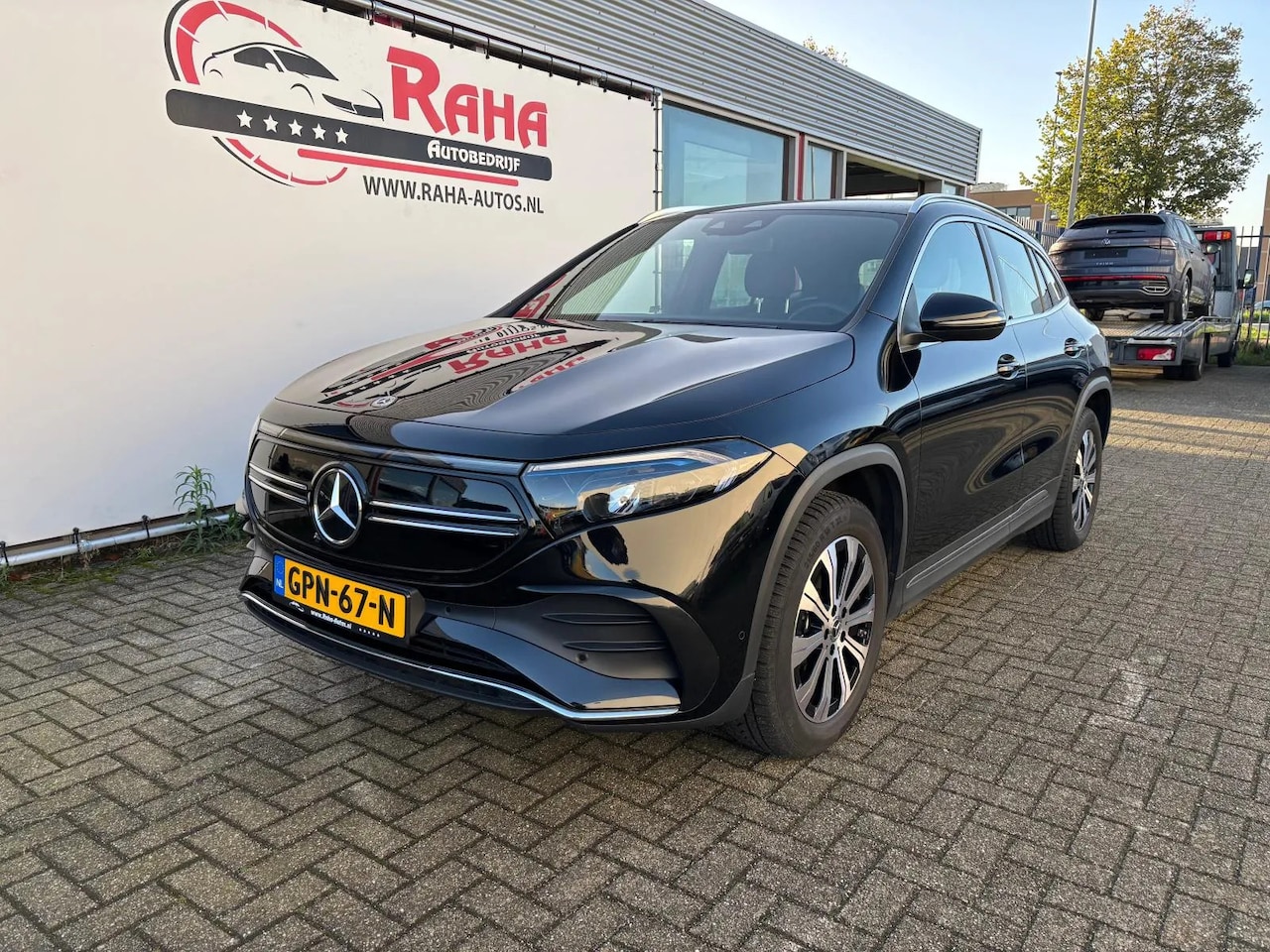 Mercedes-Benz EQA - 300 4MATIC Luxury Line 67 kWh 300 4MATIC Luxury Line 67 kWh - AutoWereld.nl