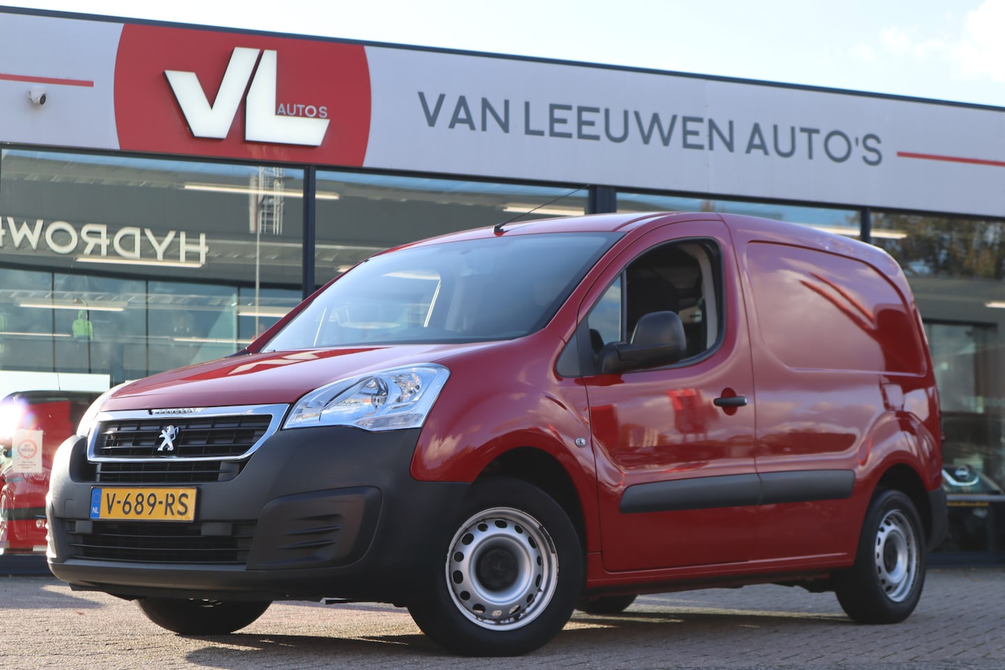 Peugeot Partner - 120 1.6 BlueHDi 75 L1 Profit+ | Airco | Radio CD | PDC | APK 24-08-2025 | - AutoWereld.nl