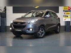 Hyundai ix35 - 2.0i AUTOMAAT 4SEIZOENS BANDEN-CAMERA-CLIMA-CRUISE-HALF LEDER-NAVIGATIE-PDC-STOELVERWARMIN