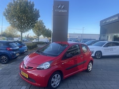 Toyota Aygo - 1.0-12V