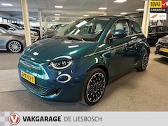 Fiat 500 - La Prima 42 kWh/119pk/ Pano-dak / Leder / Camera / Navigatie. let op subsidie a €2000, - m