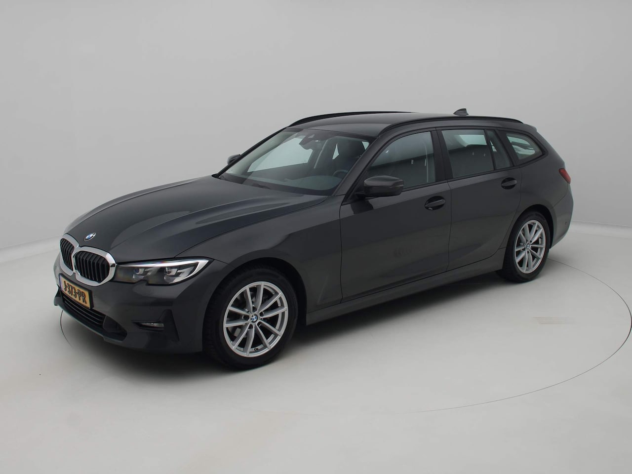 BMW 3-serie Touring - 318d Executive Edition Aut. Sportint. 150pk - AutoWereld.nl