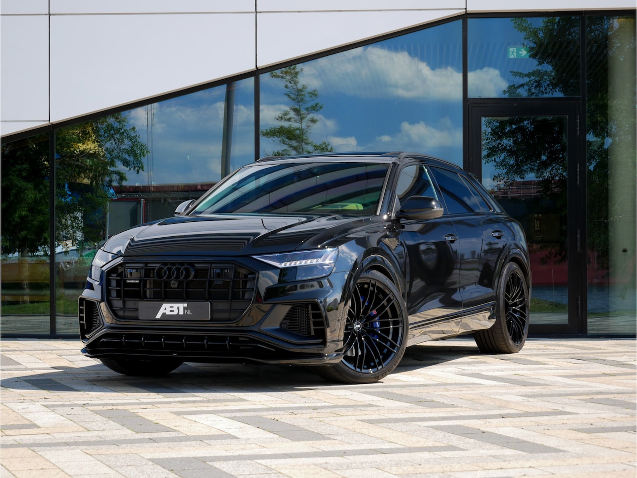 Audi Q8 - 55 TFSIe ABT QUATTRO Pro Line Advanced | ABT Full Aero package | ABT HR23 | Luchtvering | - AutoWereld.nl