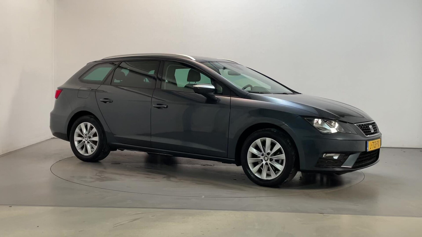 Seat Leon ST - 1.0 TSI Style Ultimate Edition Navigatie Camera Climate Control - AutoWereld.nl