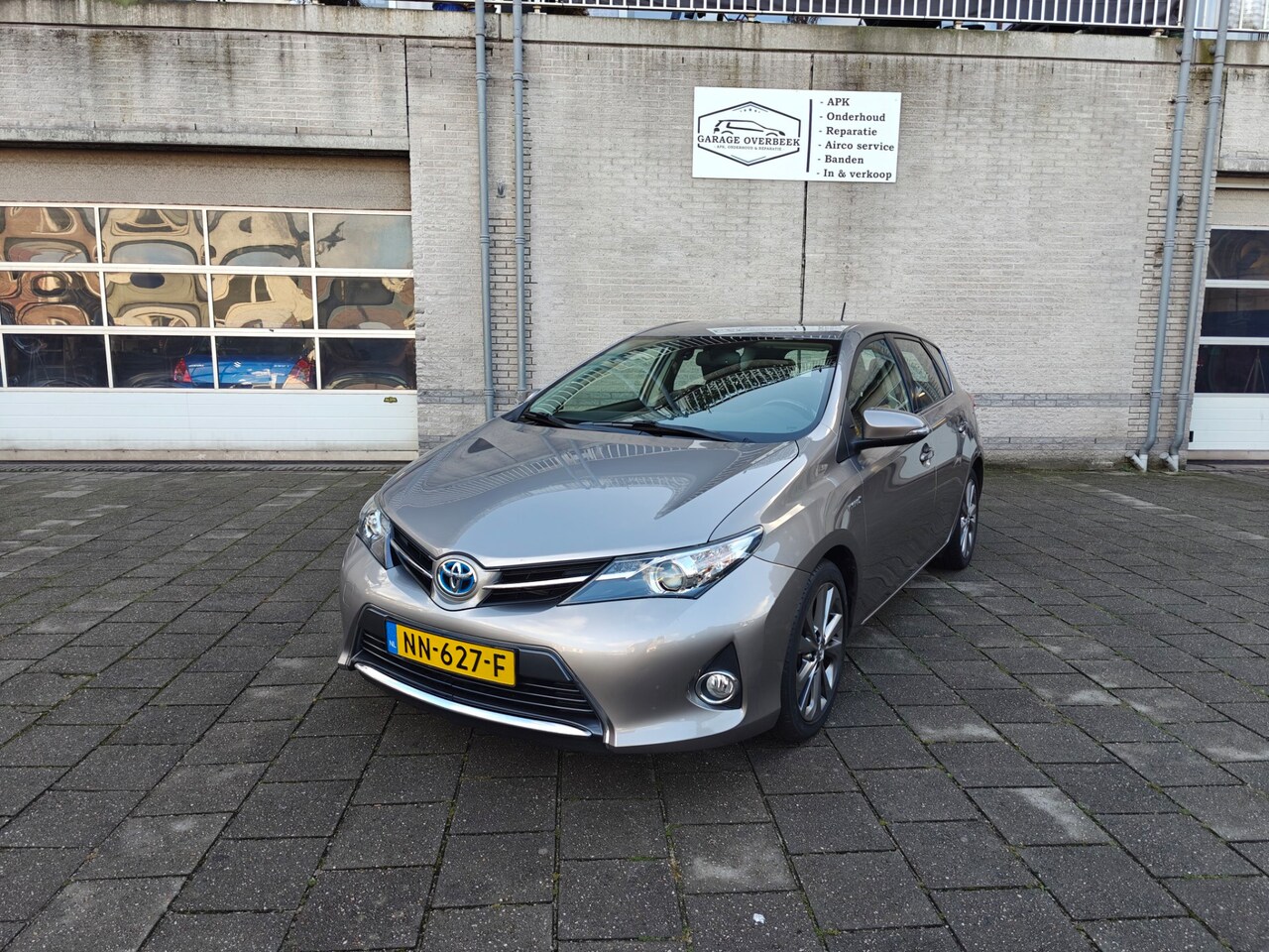 Toyota Auris - 1.8 Hybrid 2015 CRUISE/CLIMATE/TREKHAAK/PDC/APK - AutoWereld.nl