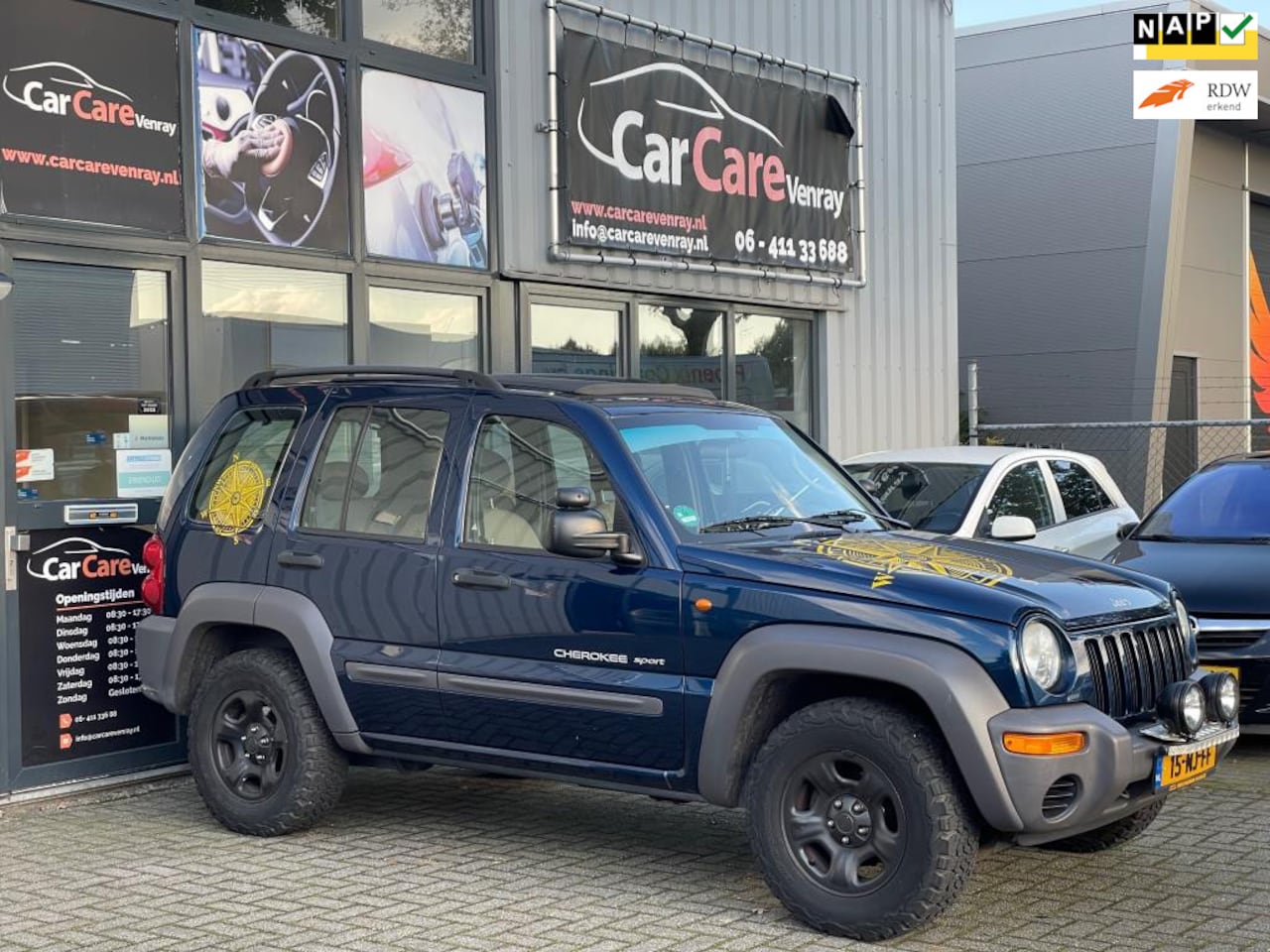 Jeep Cherokee - 3.7i V6 Sport Plus|APK09-2025|4x4|NAP|AIRCO|SCHUIFKANTELDAK| - AutoWereld.nl