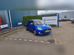 Suzuki Swift - 1.2 Stijl Smart Hybr