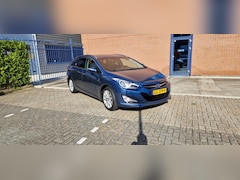 Hyundai i40 Wagon - 1.6 GDI B. i-Vision