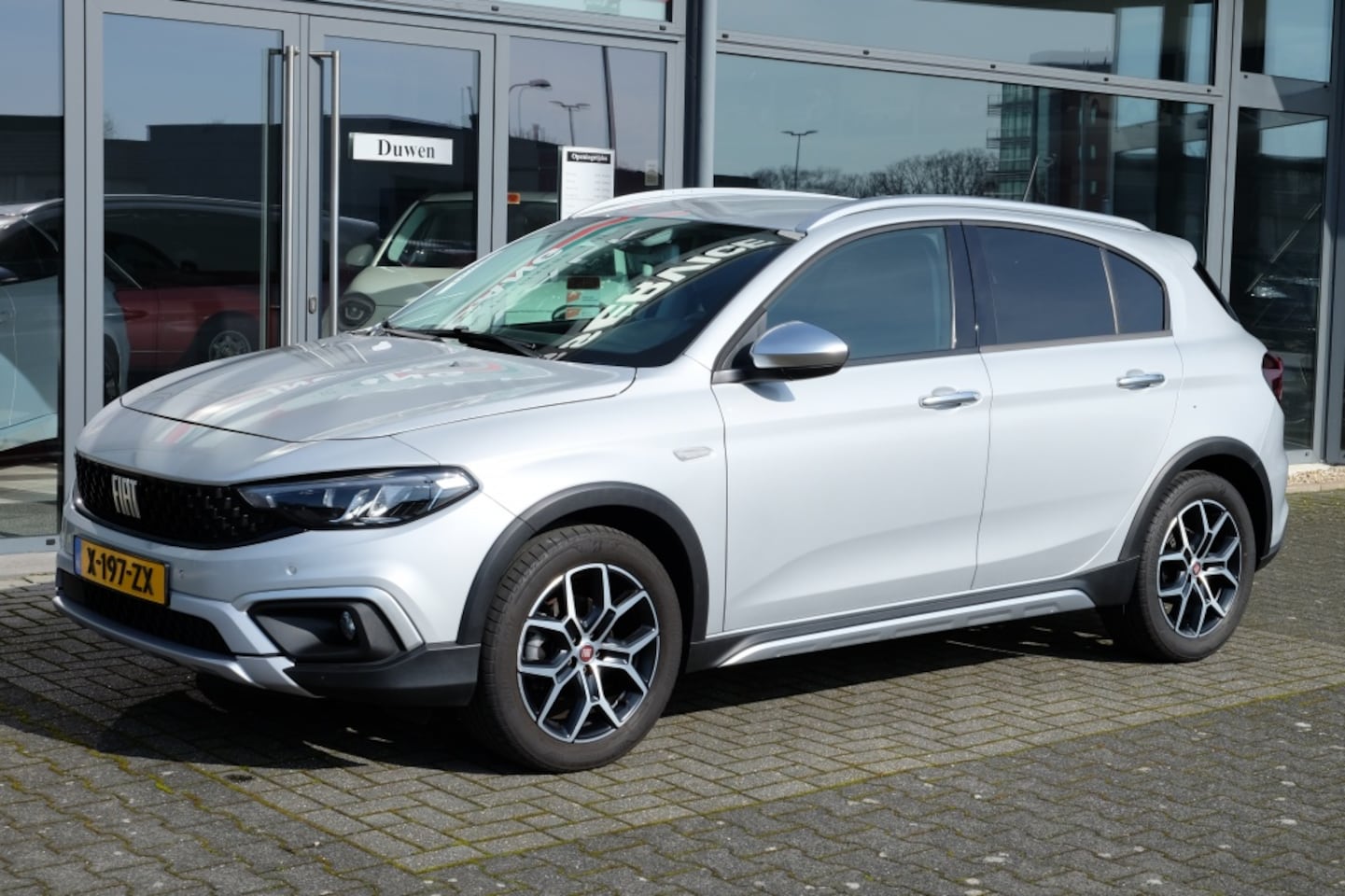 Fiat Tipo Cross - 1.0 100pk Carplay Navi Camera 17inch - AutoWereld.nl